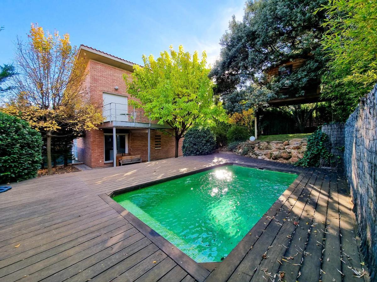 Villa Guara Golf Y Pool Comotucasa Nueno Bagian luar foto