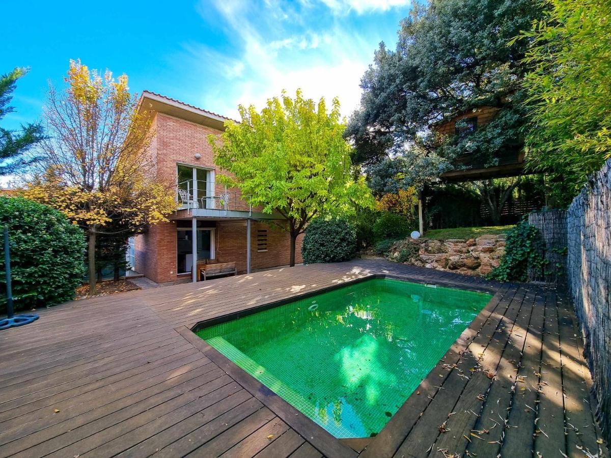 Villa Guara Golf Y Pool Comotucasa Nueno Bagian luar foto