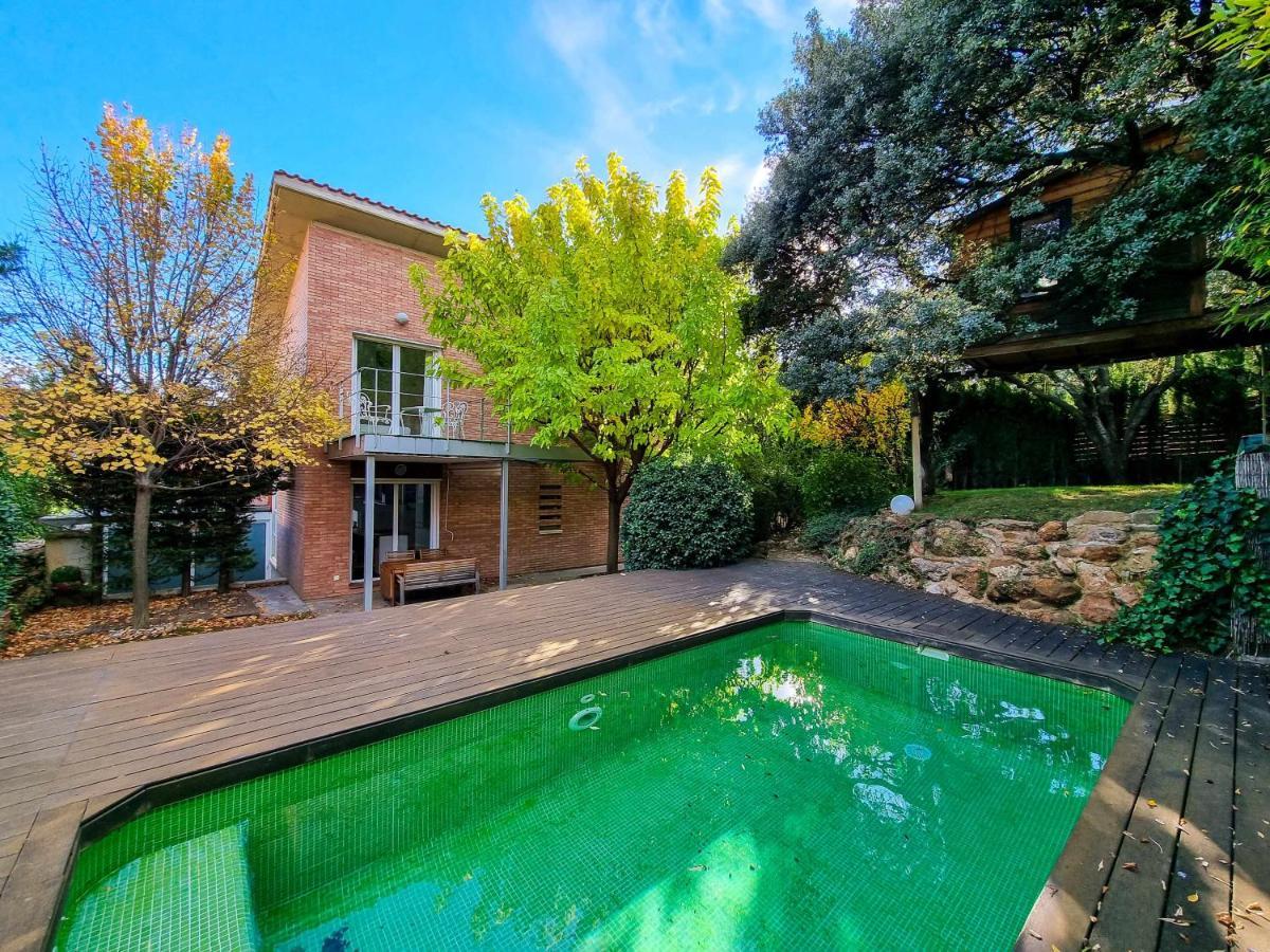 Villa Guara Golf Y Pool Comotucasa Nueno Bagian luar foto